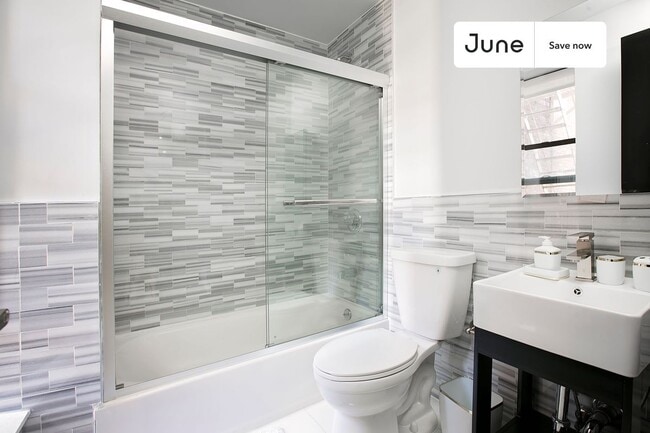 Photo - 320 Manhattan Ave