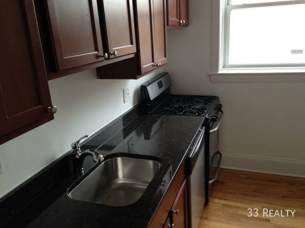 Top Floor 2 Bed 1 Bath in Rogers Park with... - Top Floor 2 Bed 1 Bath in Rogers Park with... Apartamento Unidad 3S