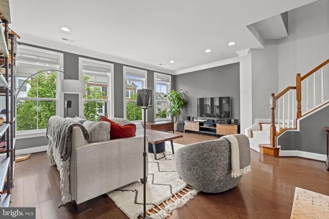 Photo - 9618 Stockwell Ln