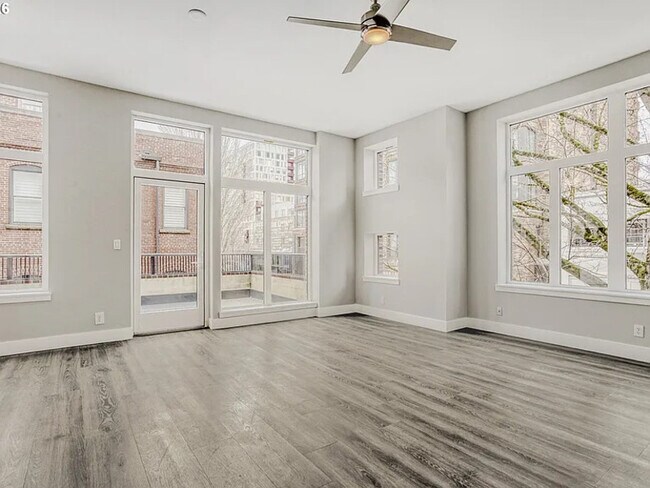 618 NW 12th Ave Unit 201