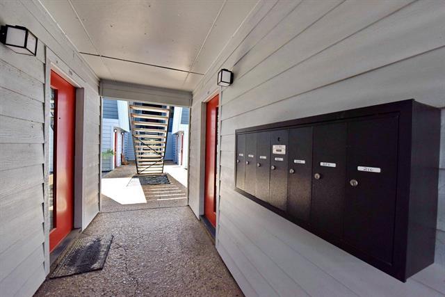 Photo - 4033 Gilbert Ave Unit 206