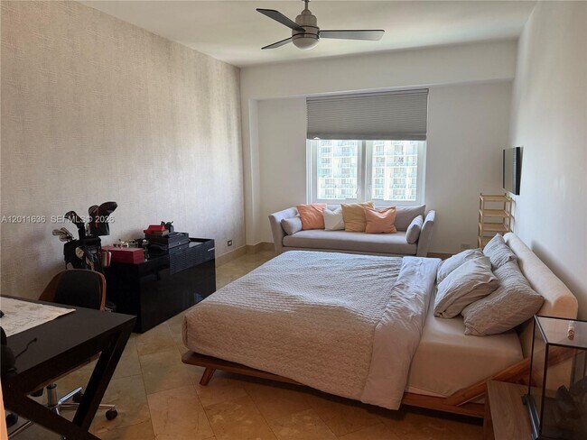 Photo - 2301 Collins Ave Unit PH5