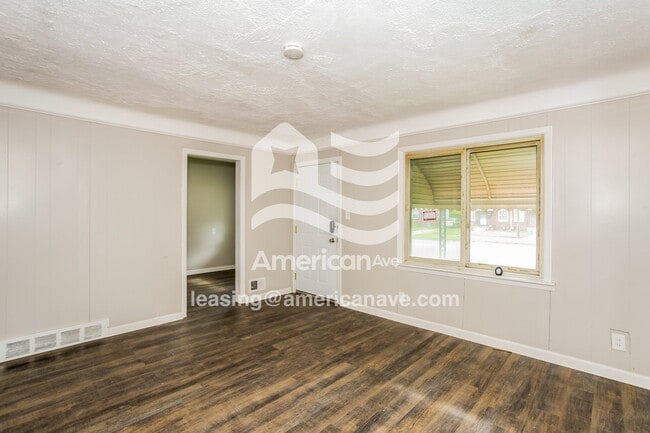 Photo - 15132 Evergreen Rd