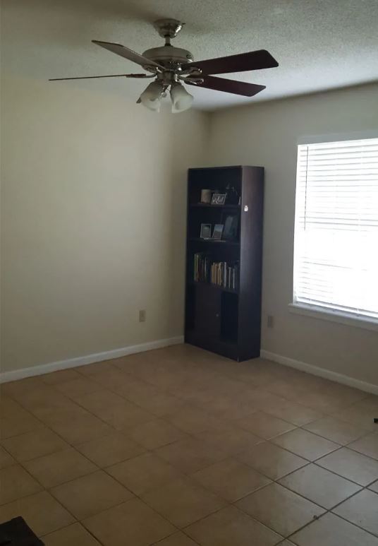 Photo - 1809 Southwood Dr