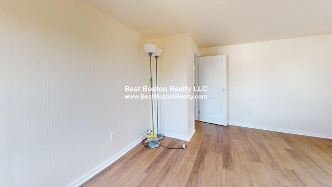 Photo - 107 Warren St Unidad 2
