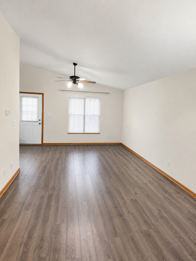 Photo - 253 S Fulton Ave