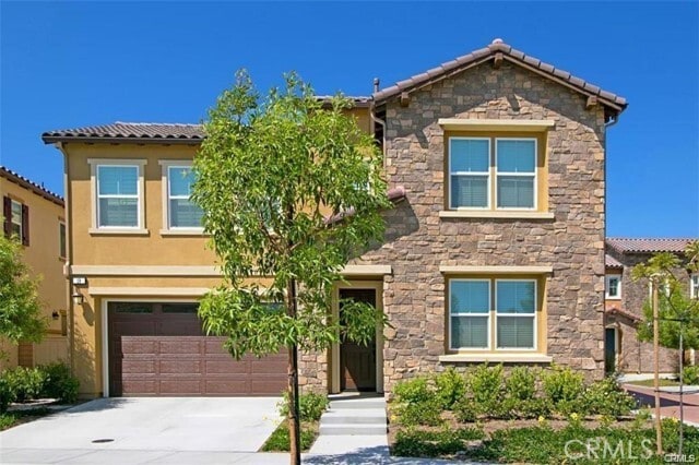 Building Photo - 19 Bluebell