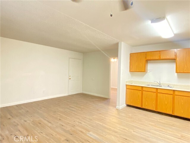 Photo - 1620 W Euclid Ave Unit B-1