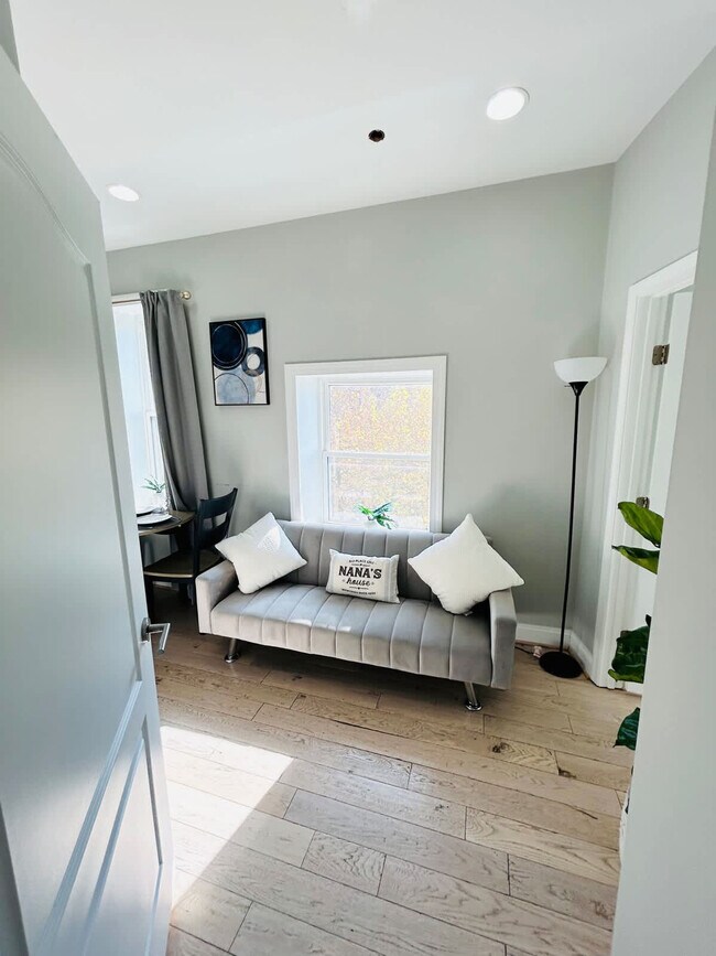 45 Rhode Island Ave NE Unit SI ID1388281P