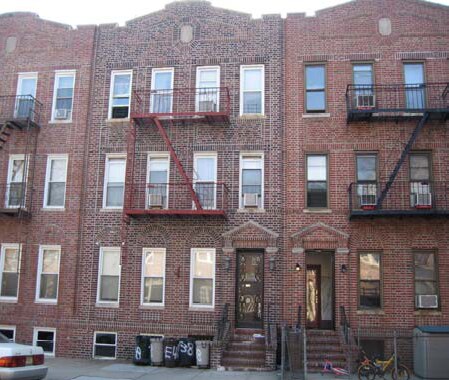 Photo - 1738 E 4th St Apartments