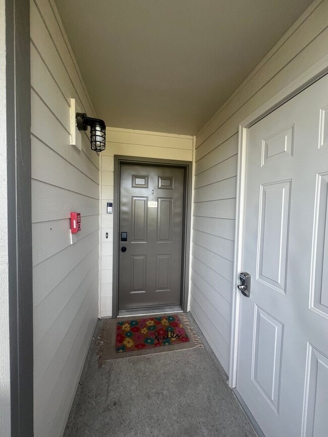 Photo - 2Bd 2Ba Waterfront Mariners Cove Condo in ...