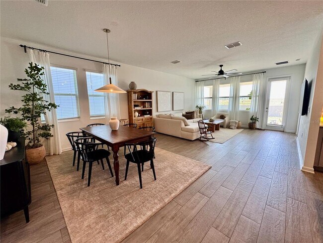 Photo - 3024 Armstrong Ave