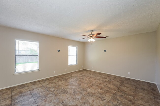 Photo - 3191 Beacon Field Dr