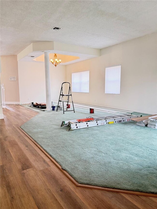 Photo - 18414 NW 9th St