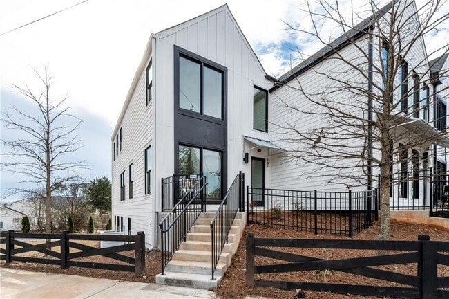 Photo - 101 Pearl St Townhome