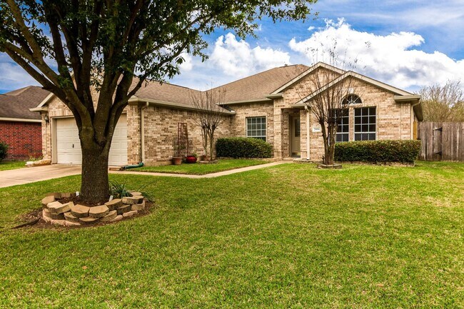 Building Photo - 20006 Upland Creek Dr Rental