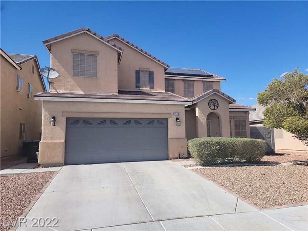 Spacious 4 Bedroom with Modern Upgrades! - Spacious 4 Bedroom with Modern Upgrades! Casa