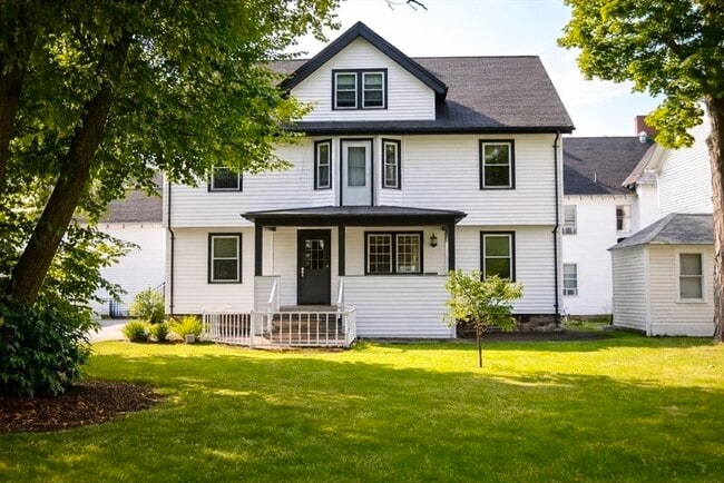 Building Photo - 22 Harnden Rd Unit 1