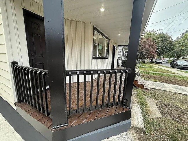 Photo - 1105 Quincy Ave