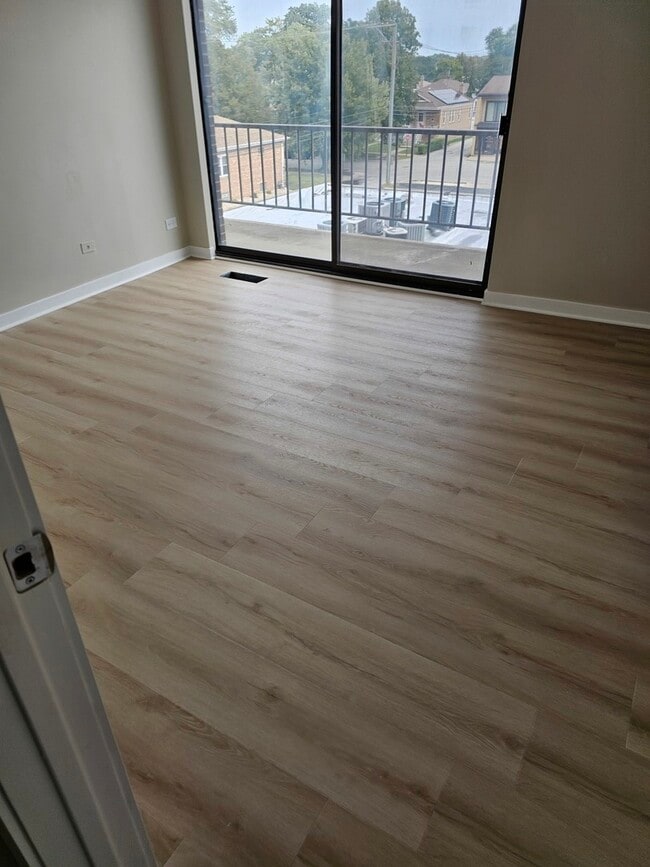 Photo - 3900 W 95th St Unit 303