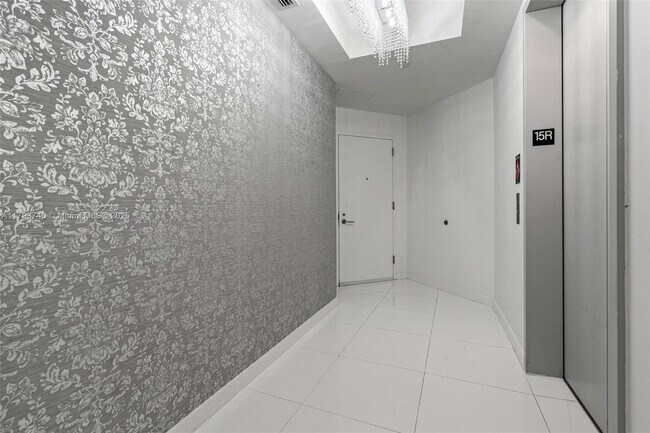 Photo - 851 NE 1st Ave Unit 1506