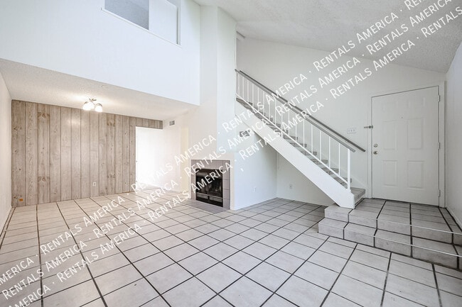 Photo - 10100 N 89th Ave