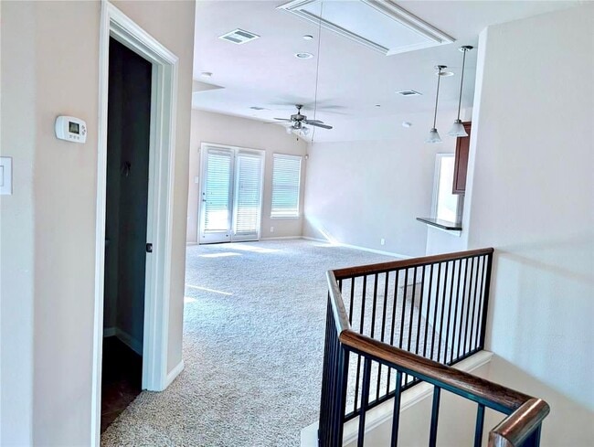 Photo - 3101 Davis Ln Unidad 6401