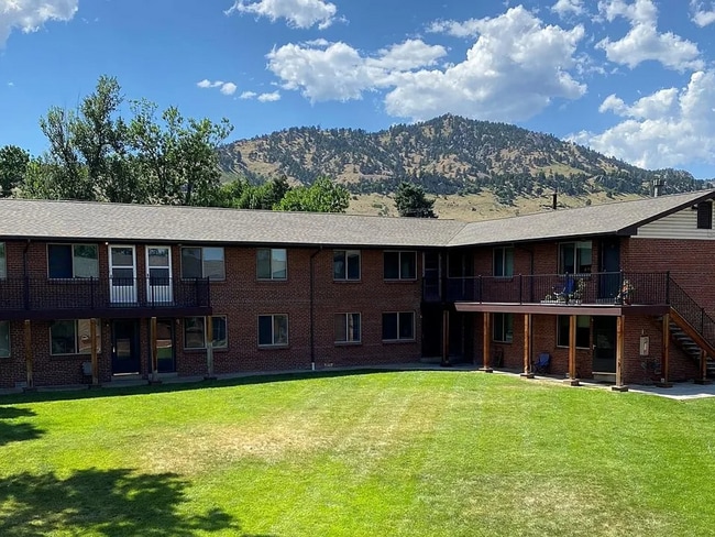 Building Photo - Portland Place Apartments