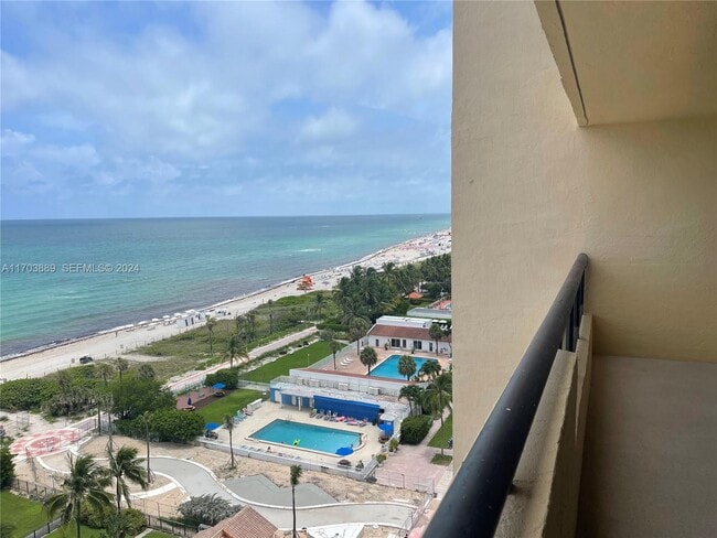 Photo - 2555 Collins Ave Unit 1409