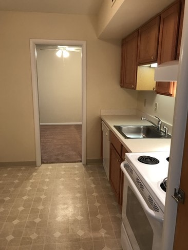 Photo - Fairmount Circle Living