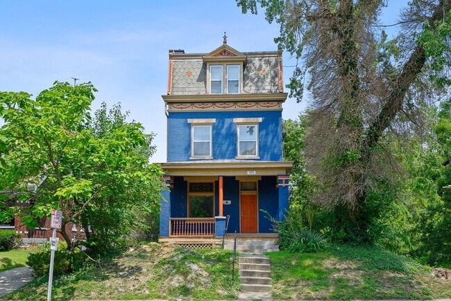 Building Photo - 494 Riddle Rd Unit 3