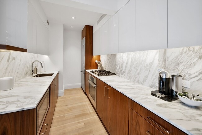 Photo - 60 E 8th St