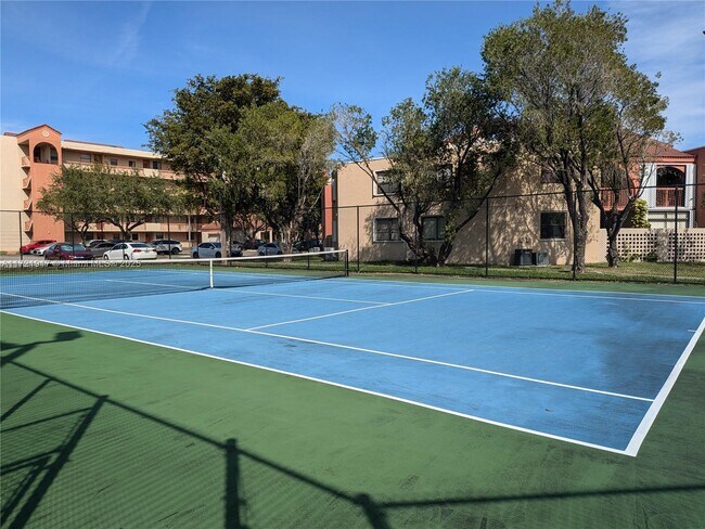 Photo - 10245 NW 9th St Unit 210-9