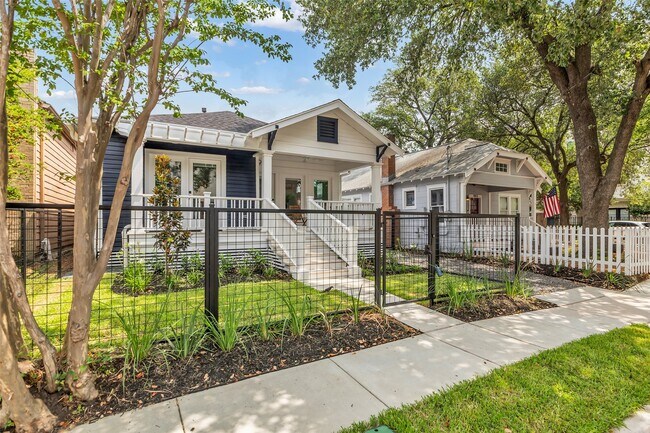 Photo - 904 Willard St Casa