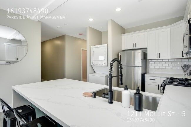 Photo - 1211 Mollie St Unit 5