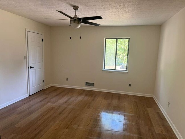 Photo - 2644 Fieldstone View Ln SE Unidad apt B