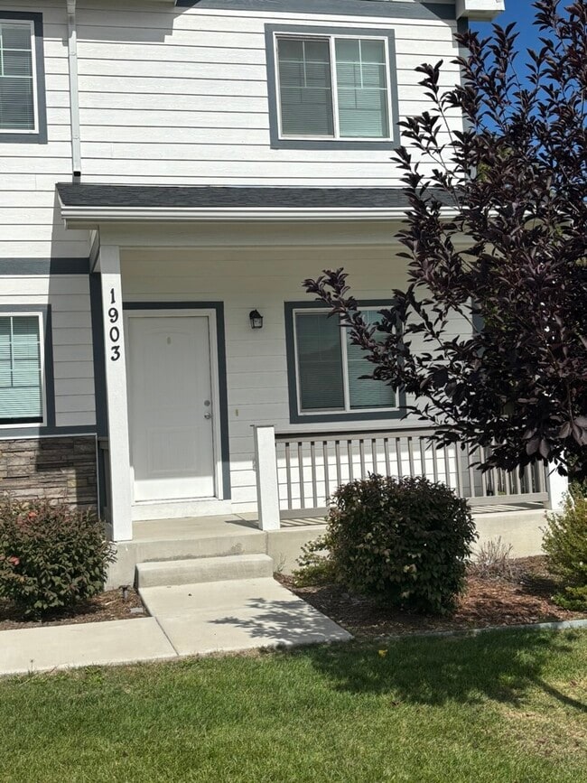 Building Photo - 4355 24th Street Rd Unit 1903