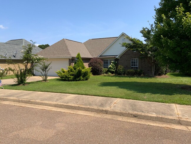 Photo - 3 Bedroom Family Rental