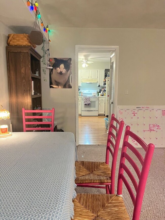 Photo - 1728 Donlee Dr Unit Donlee - 1728