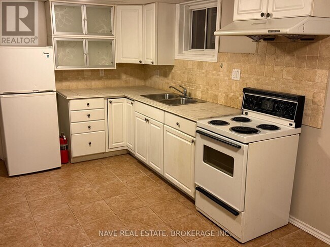 Photo - 19 Westchester Rd