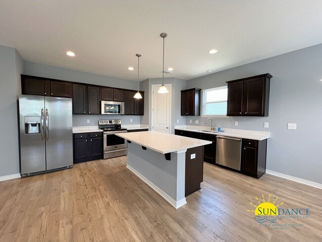 Photo - 162 Creve Core Dr