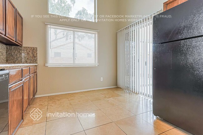 Photo - 2344 E Gelding Dr