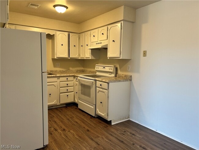 Photo - 213 Concord Ct Unit 5