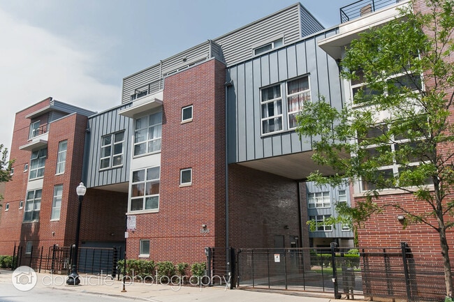 Photo - 1808 S Michigan Ave Condo Unit 22