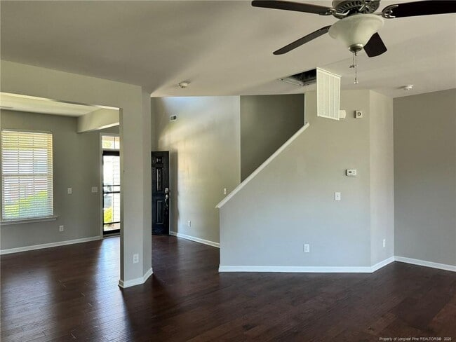 Photo - 350 River Oak St