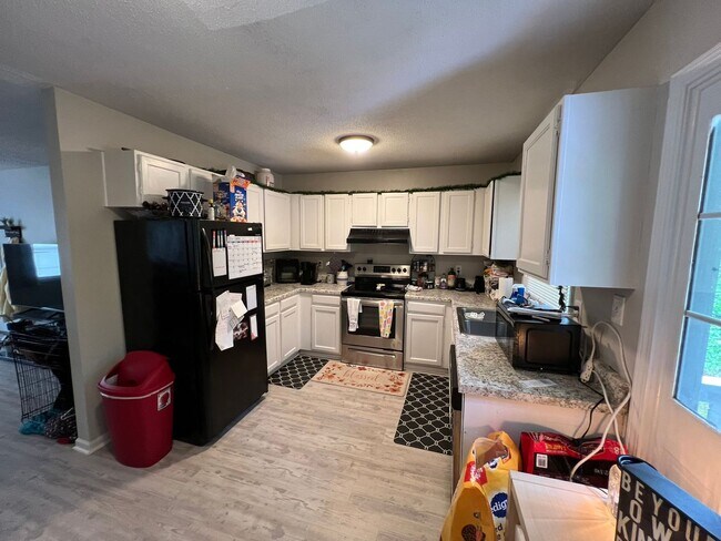 Photo - 109 Mark Twain Cir