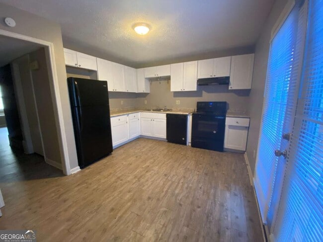 Photo - 110 Chalfont Dr