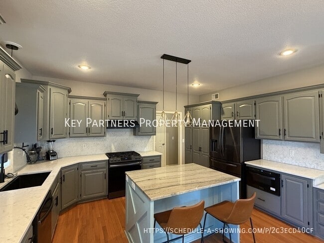 Photo - 1004 NW 113 St