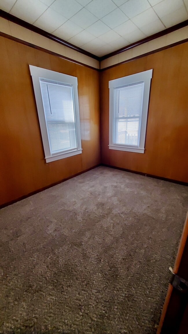 Photo - 124 Manilla St