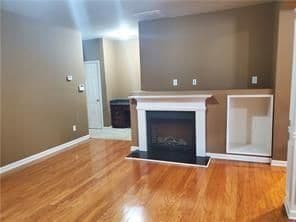 Photo - 945 Pierce Brennen Dr NE